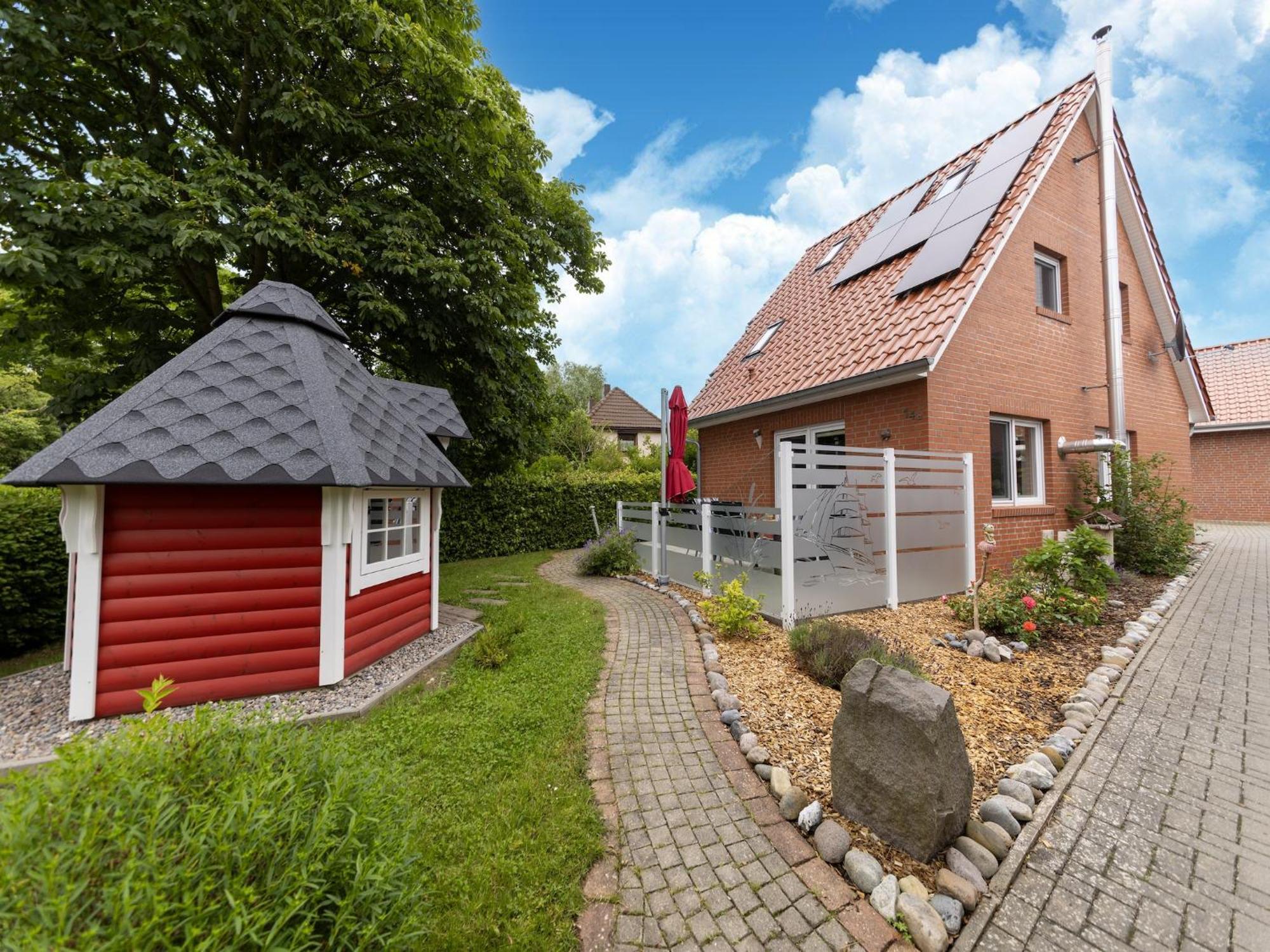 Modern Holiday Home With Sauna By The Sea In Wiek Wiek auf Rügen Екстериор снимка